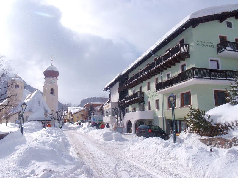 Hotel Pension Kirchplatz Sankt Anton am Arlberg Exterior foto
